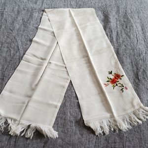 Chinese Embroidery Silk Scarf
